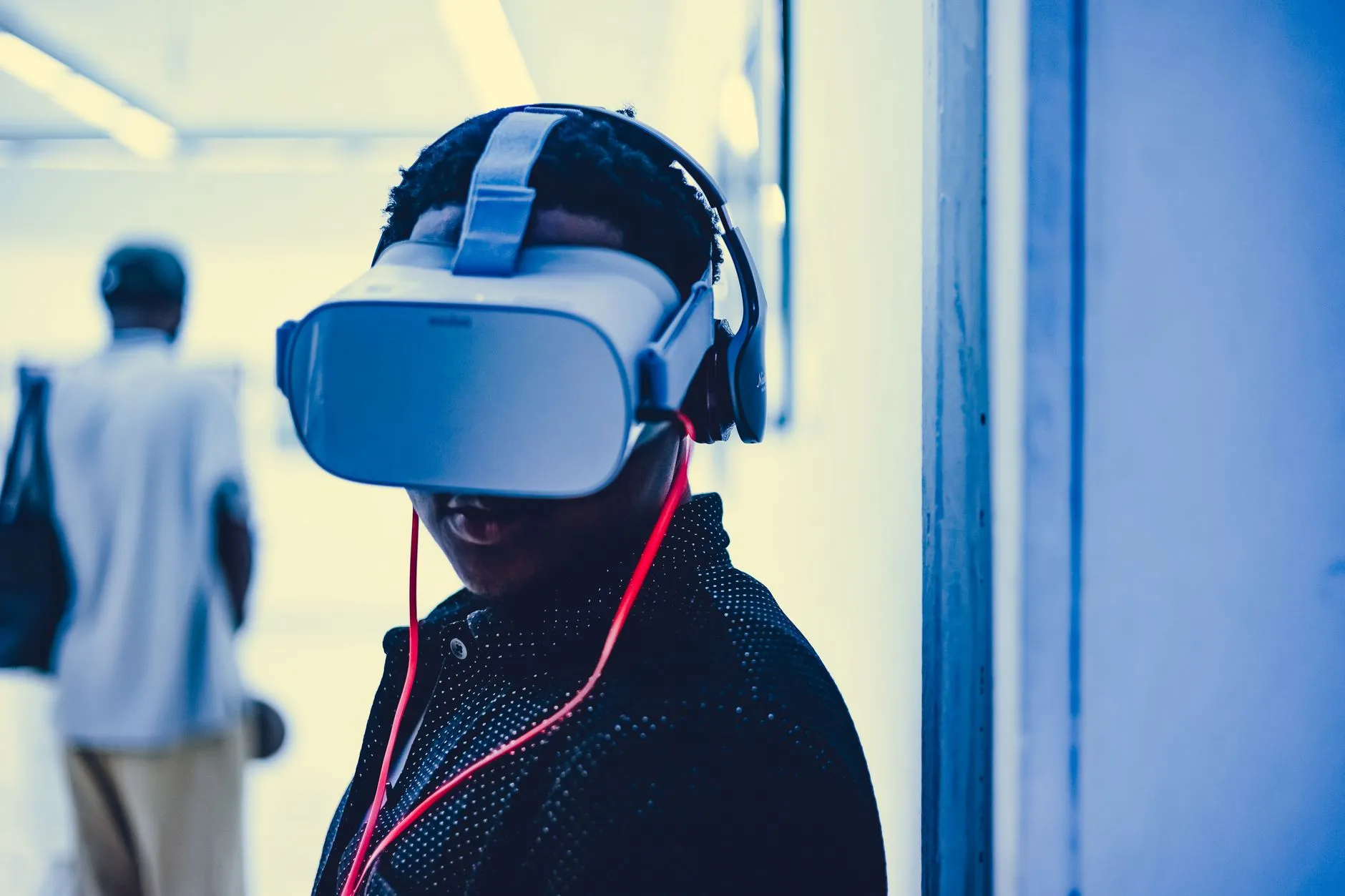 不同工艺手机壳性能对比：注塑、模内装饰与3D打印技术解析