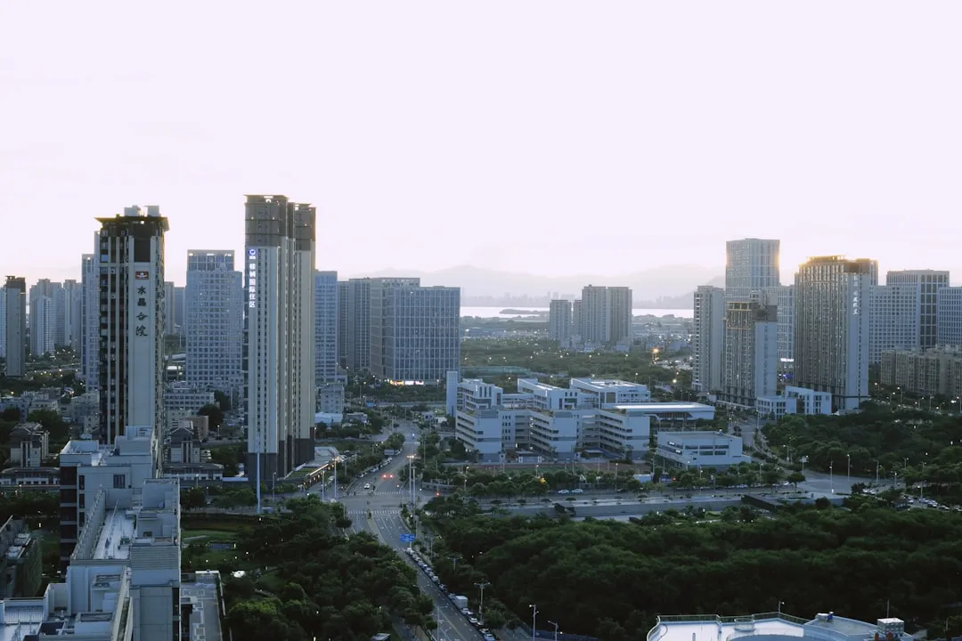 手机配件行业标准化进程对深圳电子企业的机遇与挑战