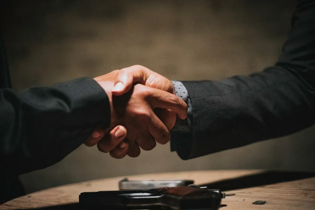 电子科技行业新材料在手机壳生产中的应用趋势分析