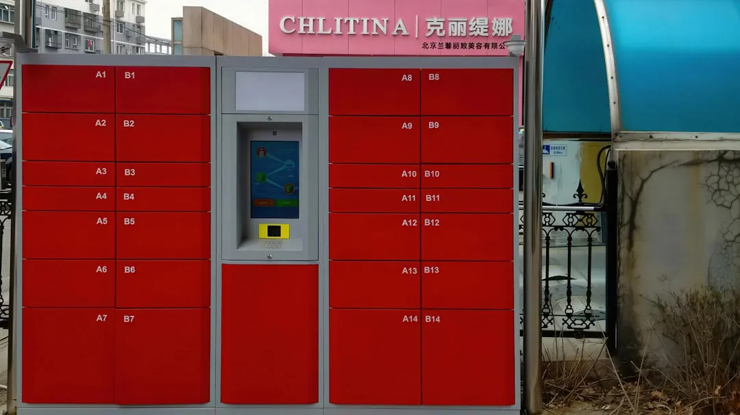 手机配件采购指南：手机壳材质对比与不同场景的选型建议