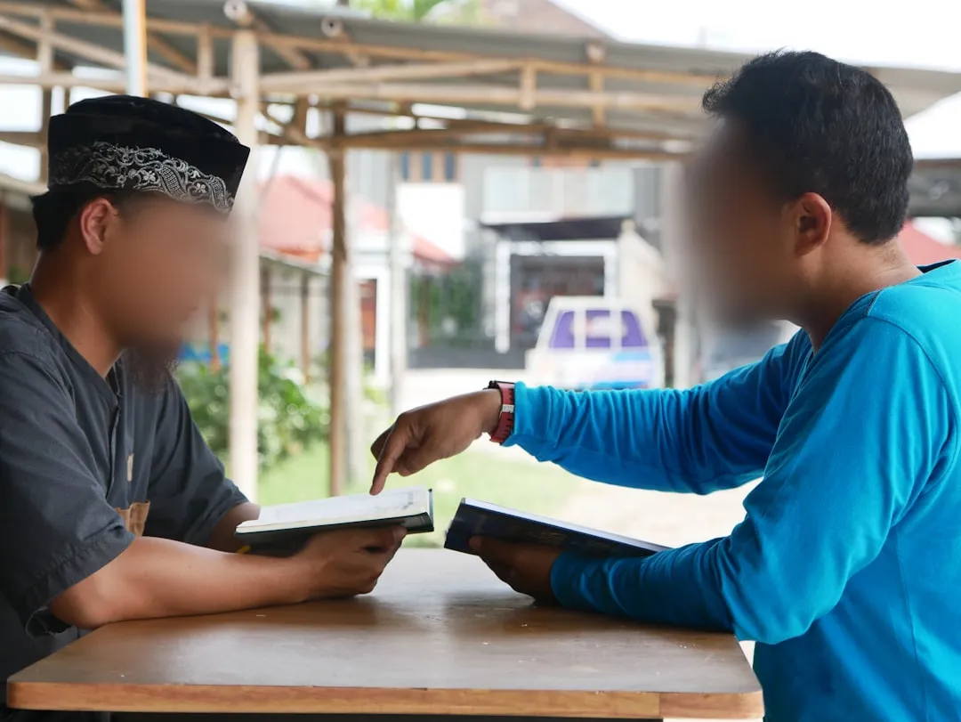 深圳电子行业趋势：手机壳新材料应用与功能升级方向解析
